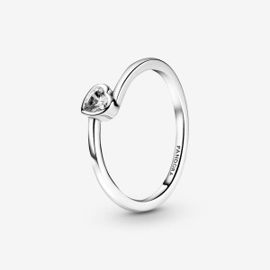 Pandora Clear Tilted Heart Solitaire Ring Argento | 37IYAEONS