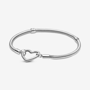 Pandora Moments Heart Closure Snake Chain Bracelet Argento | 87BCAYTRG