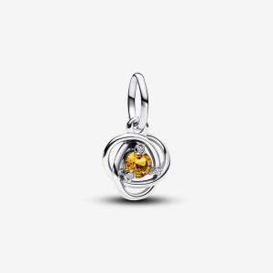 Pandora November Honey Eternity Circle Dangle Charm Argento | 25JZGFNTO