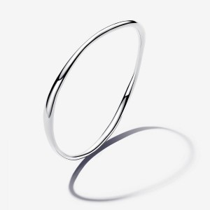 Pandora Organically Shaped Bangle Argento | 92NFIWMOC