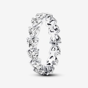 Pandora Row of Hearts Eternity Ring Argento | 74OMYUEBS